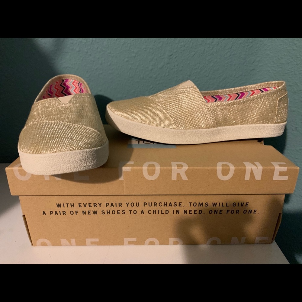 Toms